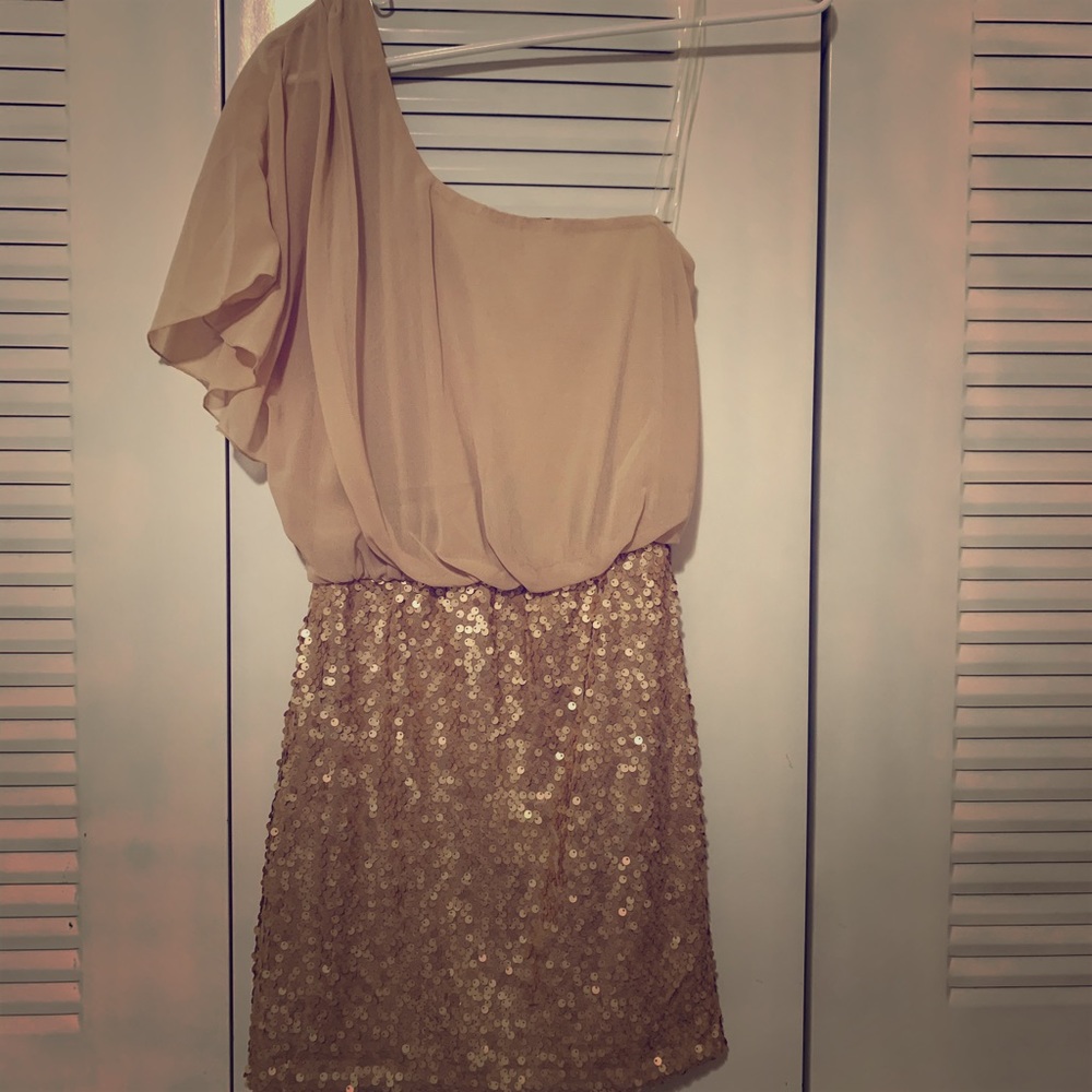 Gold sequin party dress